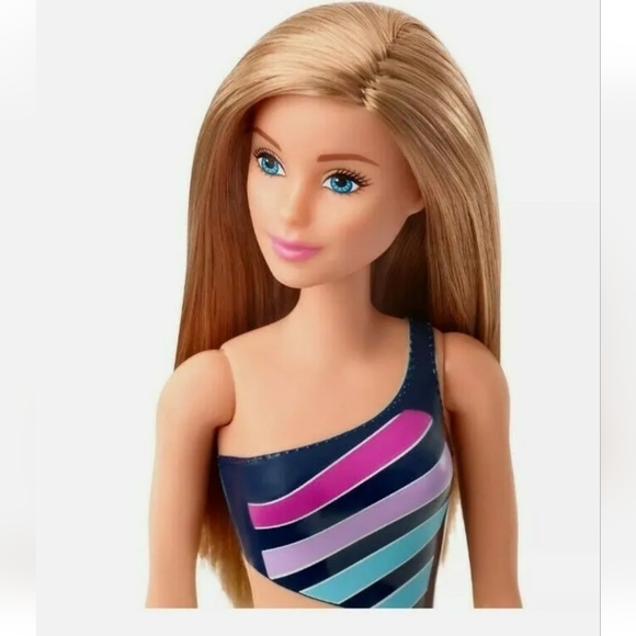 Barbie Water Play Wearing Swimsuit 11" Doll with Light Brown Hair (2019, Mattel) - Picture 4 of 6
